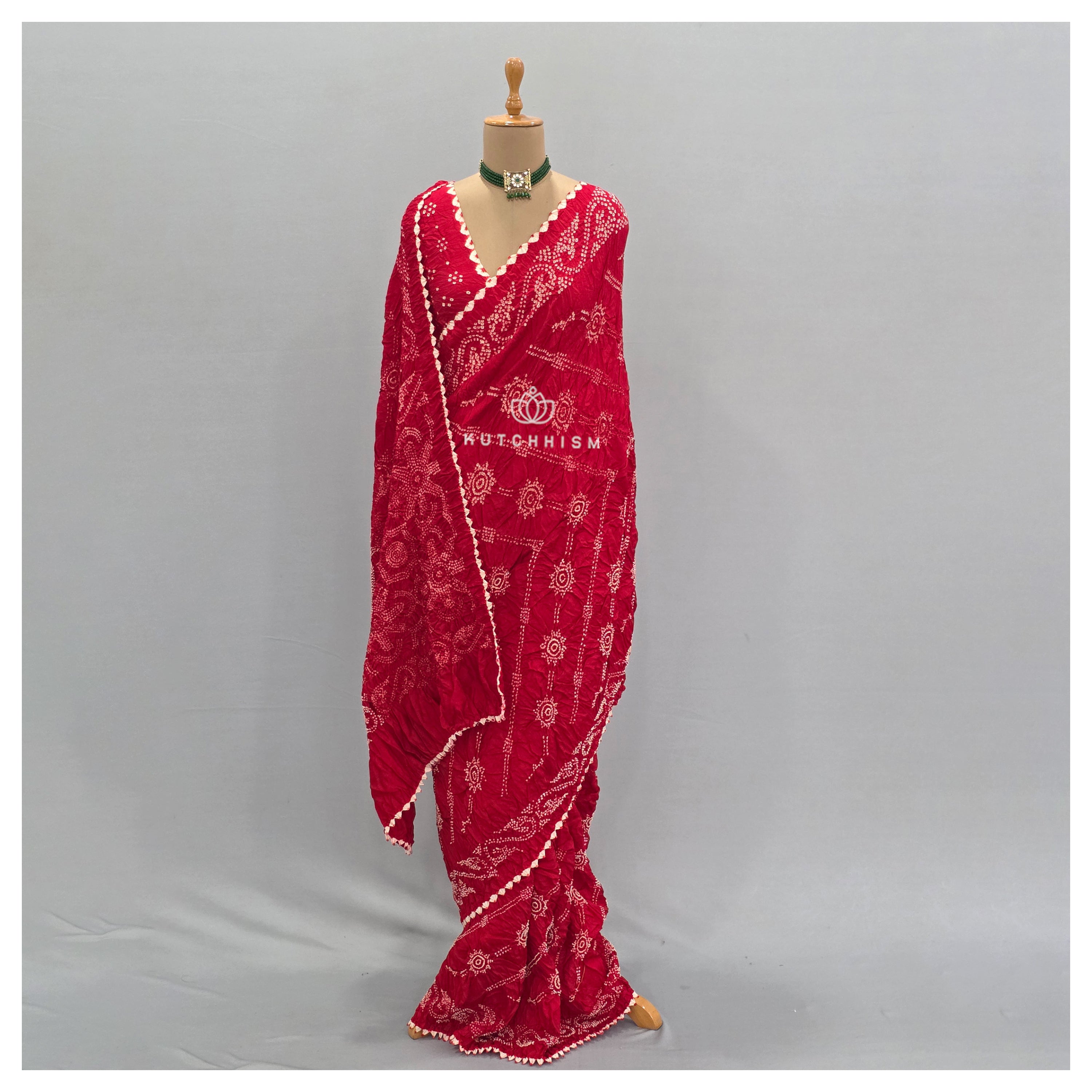 Red bandhani saree