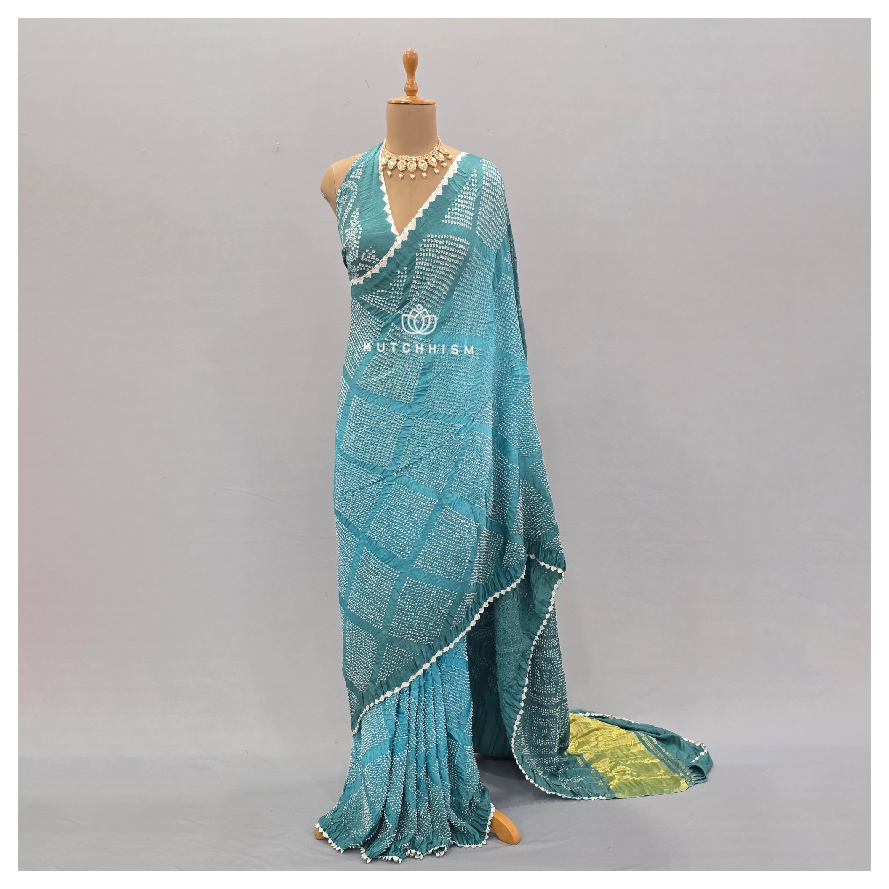 Blue shaded bandhani saree
