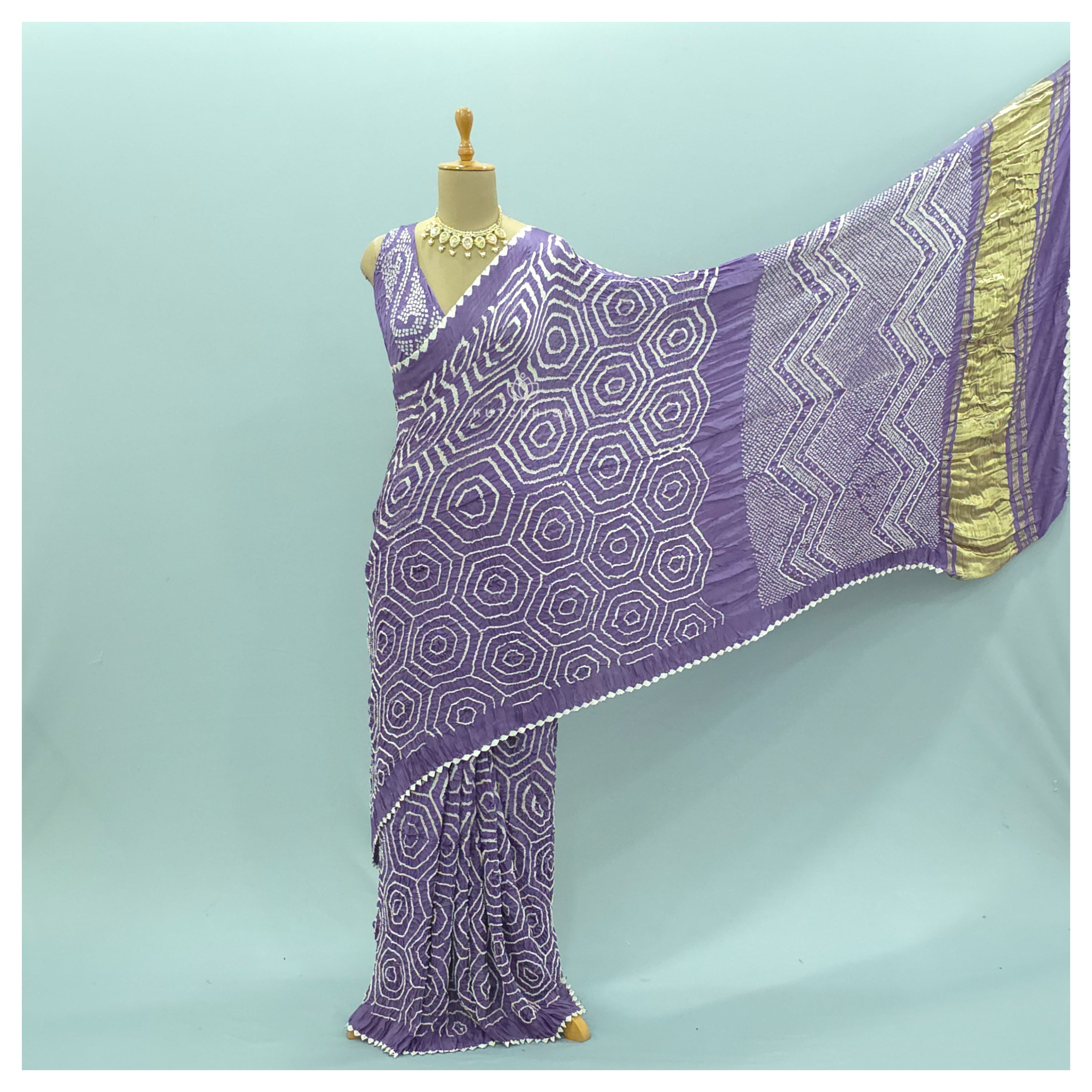 lilac bandhani saree