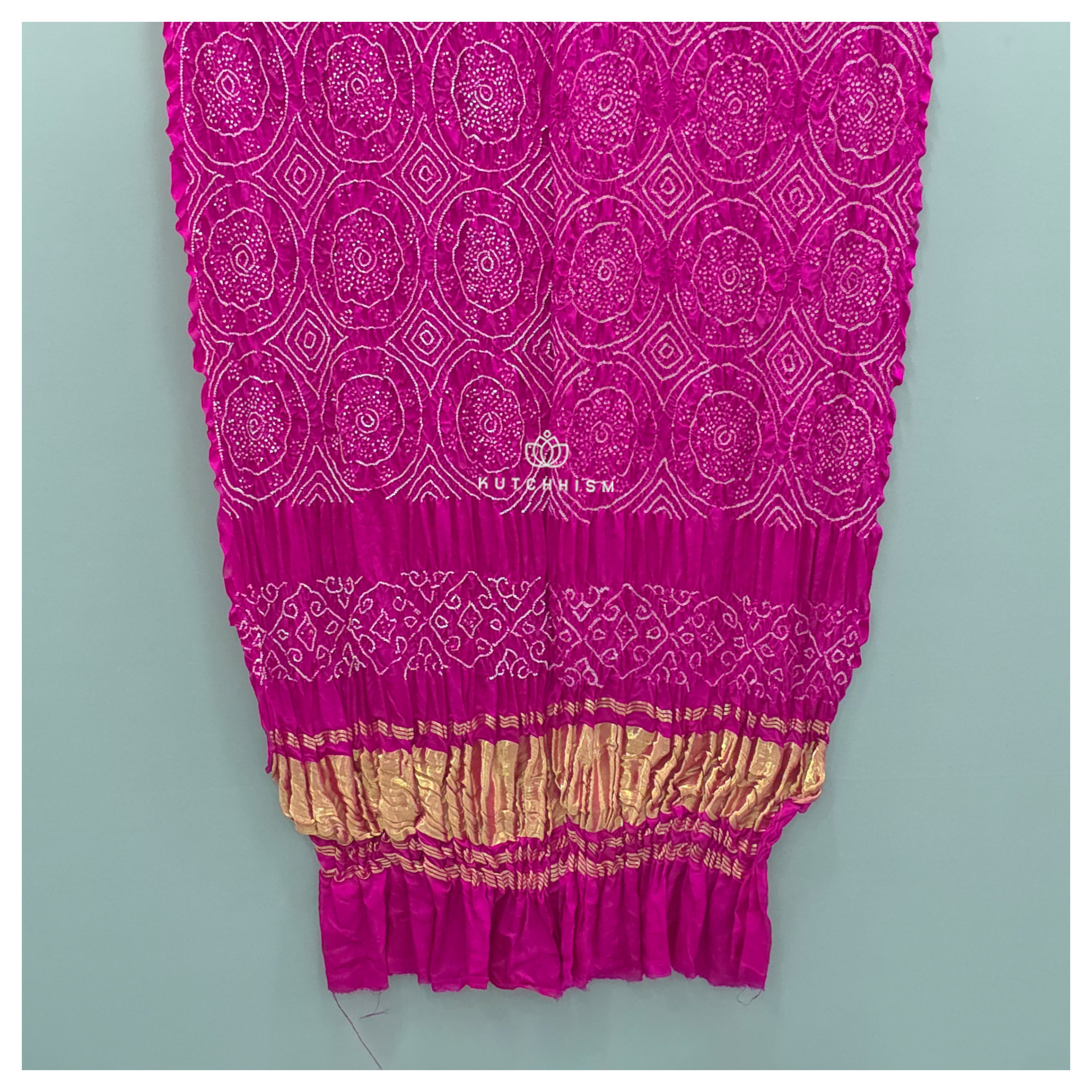 Pink Bandhani dupatta