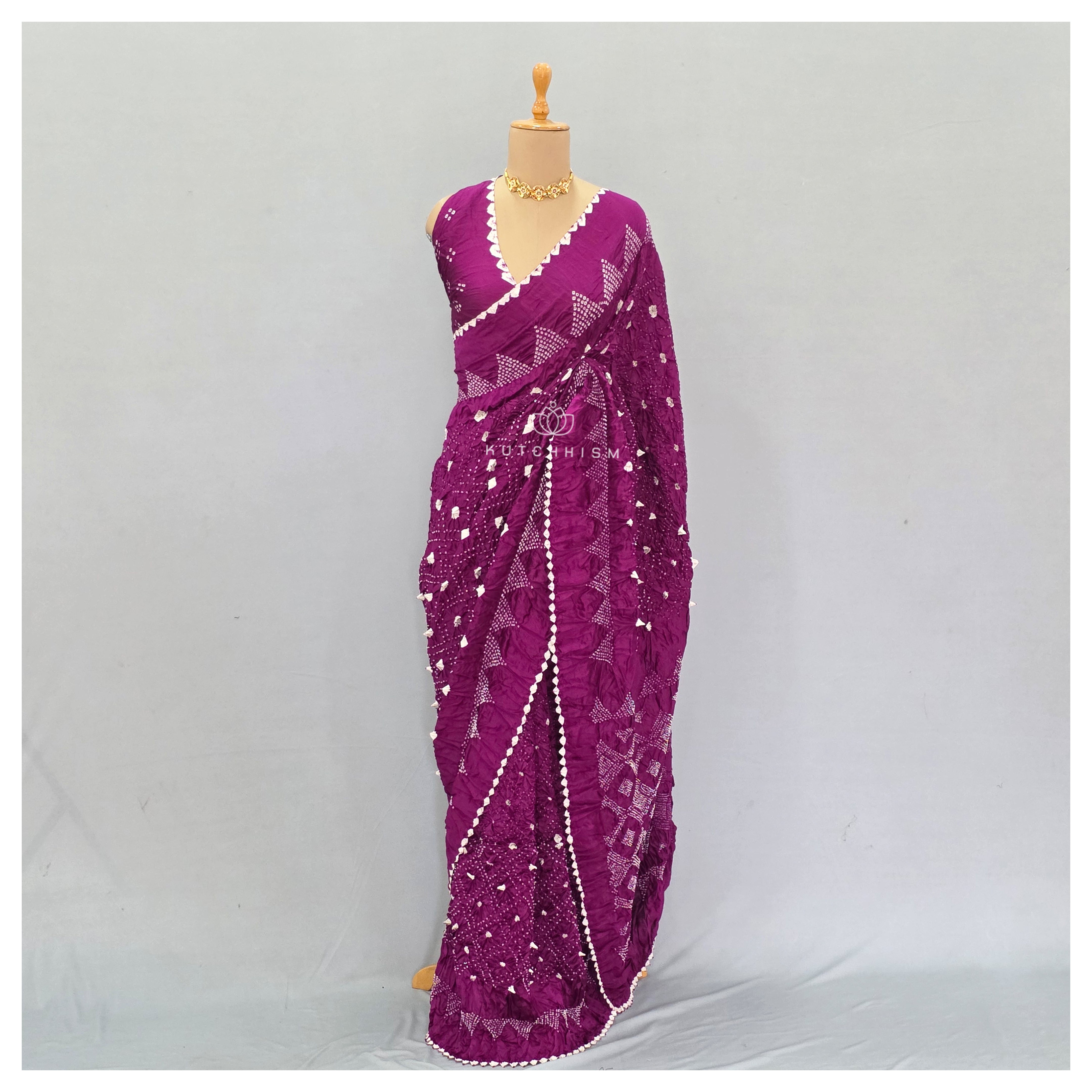 Magenta Bandhani saree