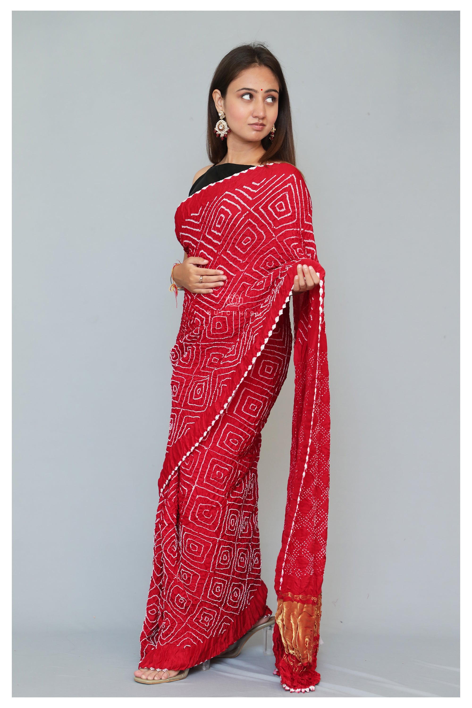 Red Bandhani saree