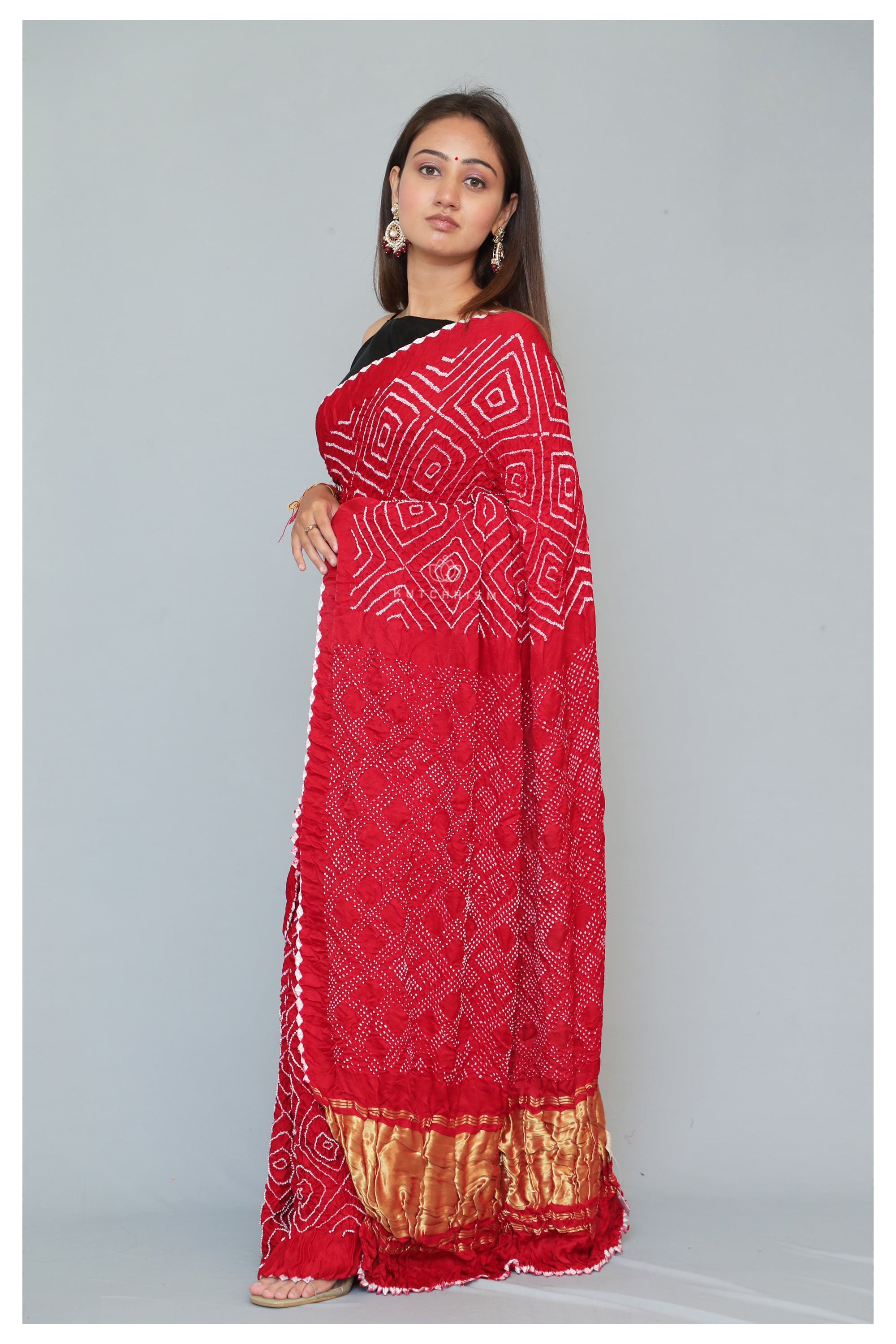 Red Bandhani saree