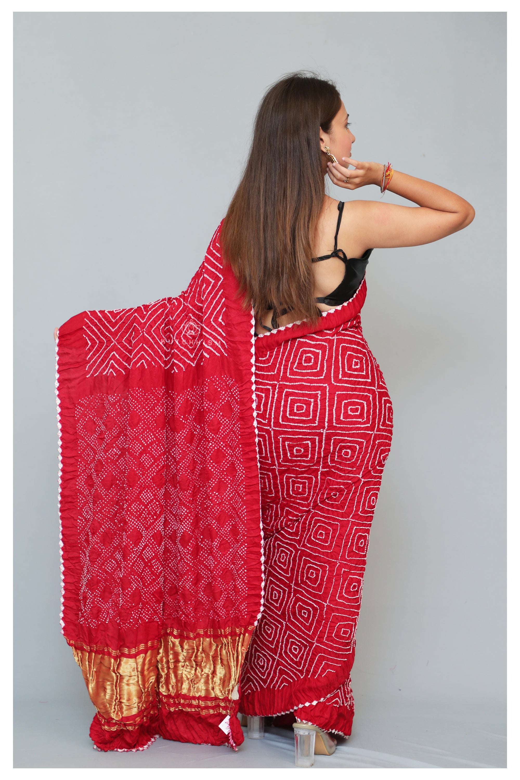 Red Bandhani saree