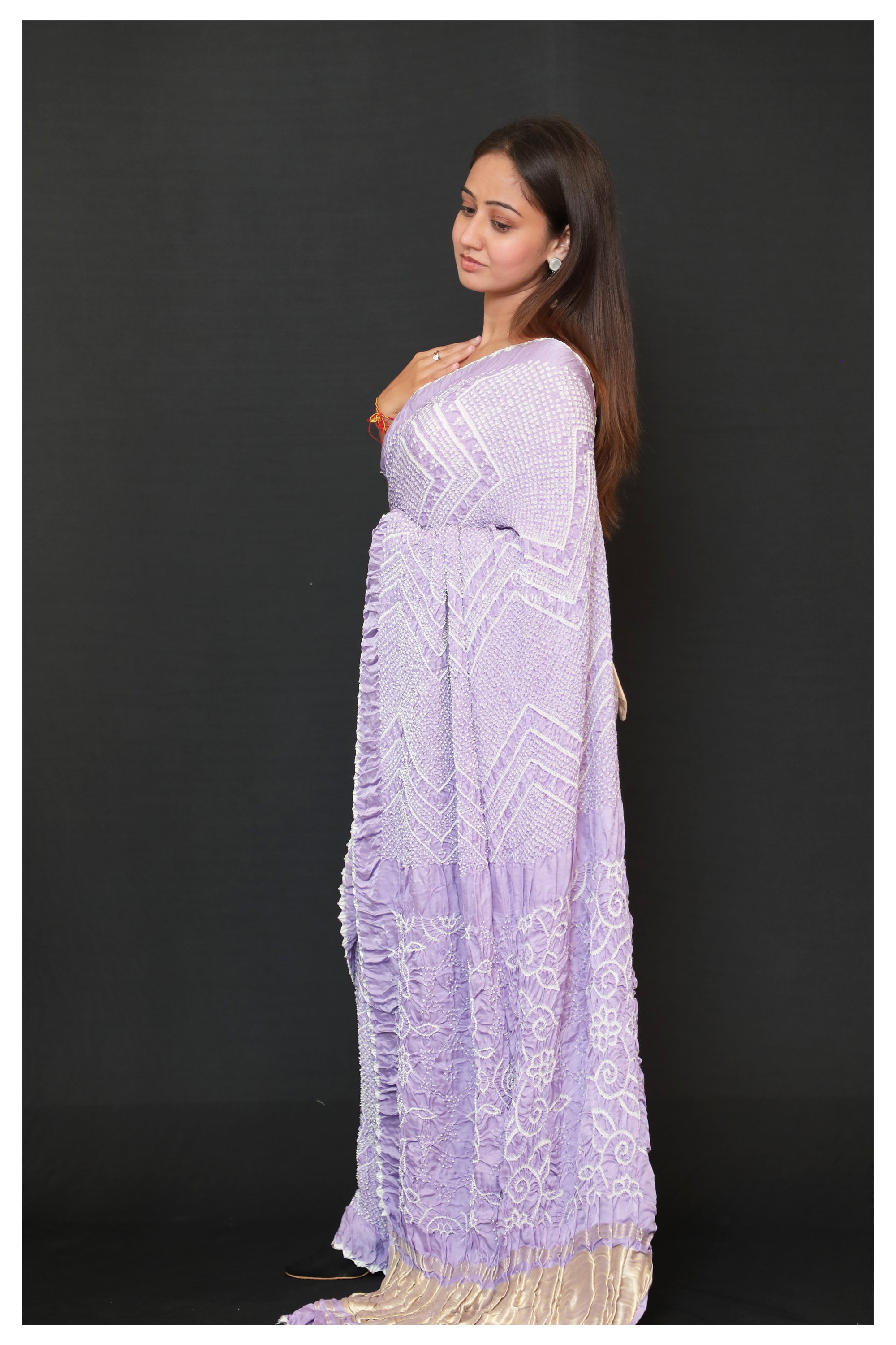 Lilac Bandhani saree