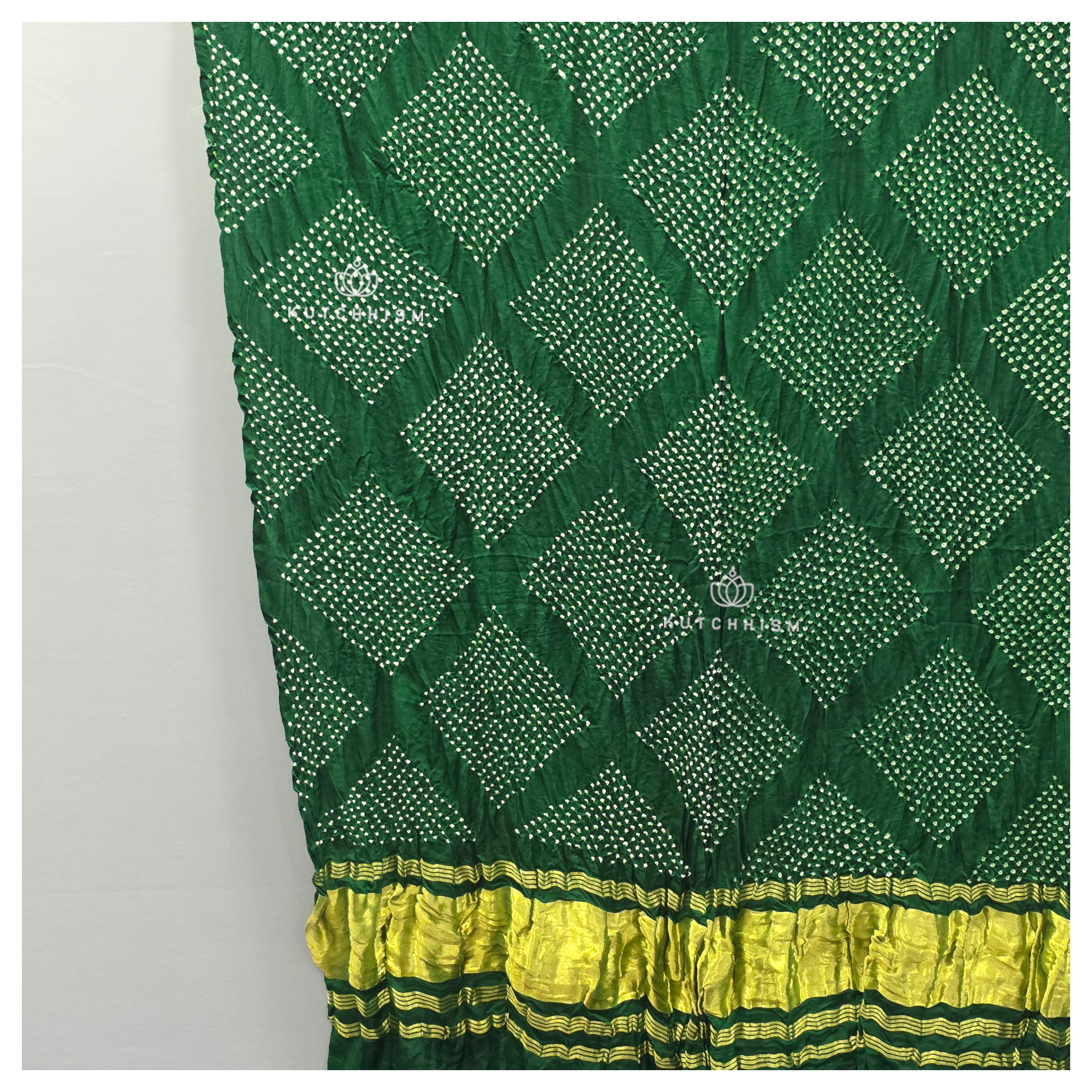 Green dupatta