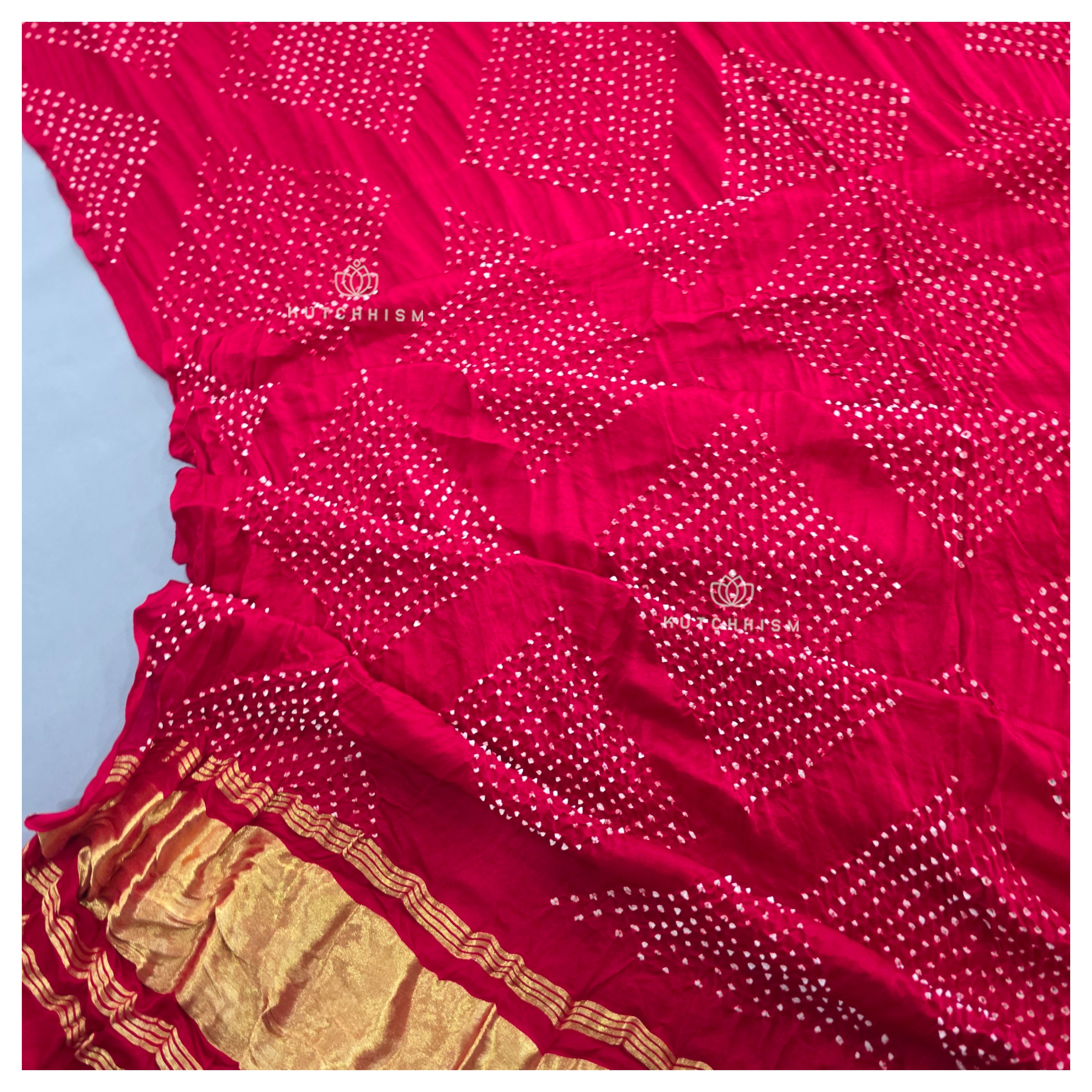 Red Bandhani dupatta