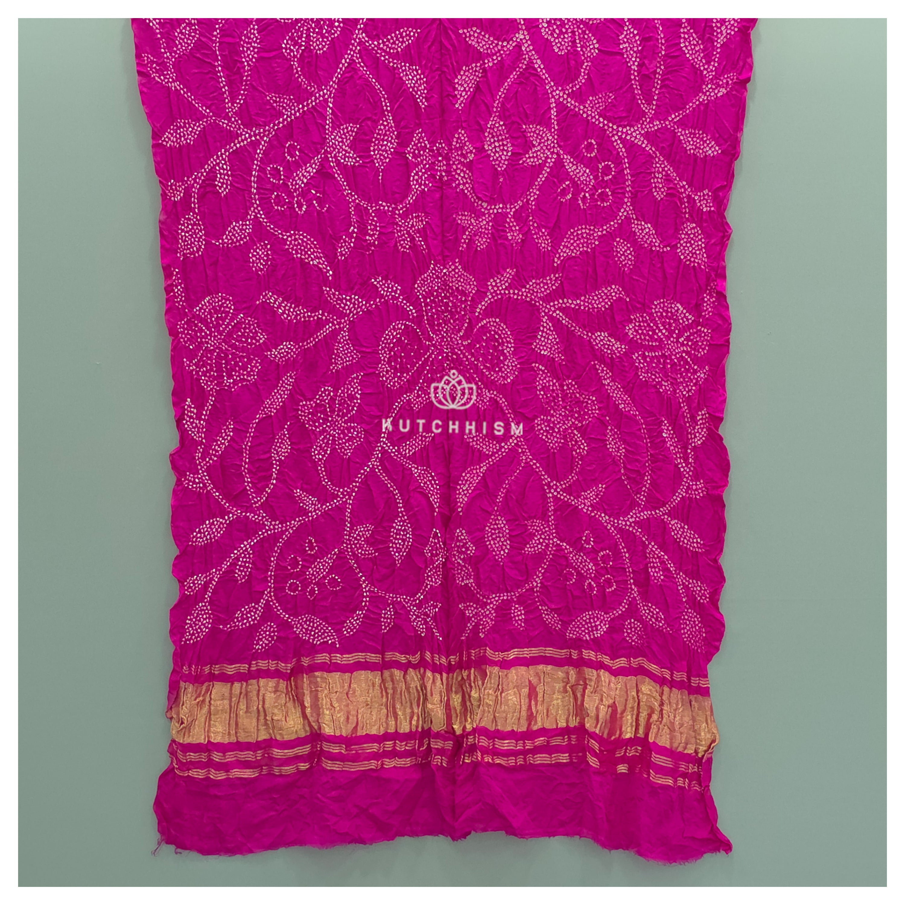 Pink dupatta